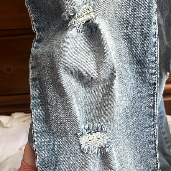 3/10 EUC Junior’s Overalls - Picture 2 of 4